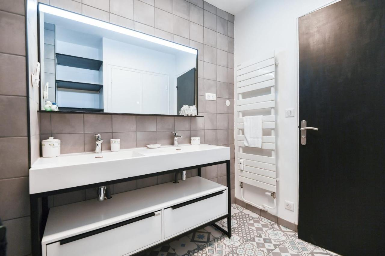 Nice Apartment With Balcony Very Close To The City Center อานซี ภายนอก รูปภาพ