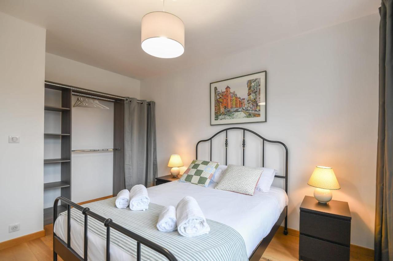 Nice Apartment With Balcony Very Close To The City Center อานซี ภายนอก รูปภาพ